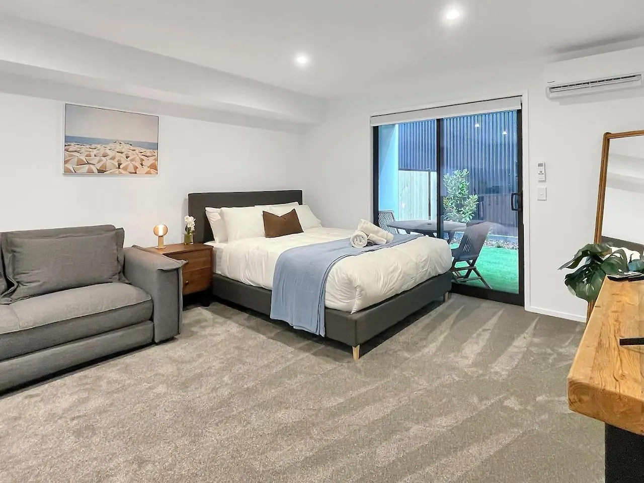 Cbd Gem - Studio On Allen Street Christchurch